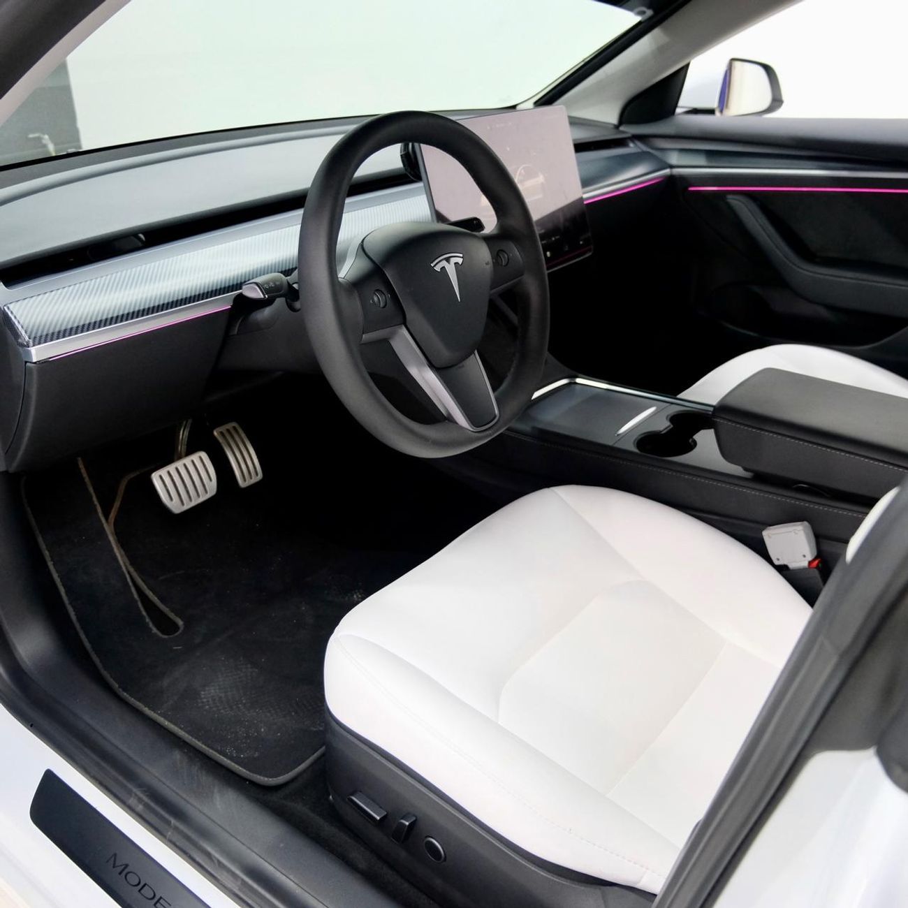 تسلا موديل 3 Long Range (AWD) Tesla Model 3 Long Range 2021 AWD | Under Tesla Warranty | Perfect Condition