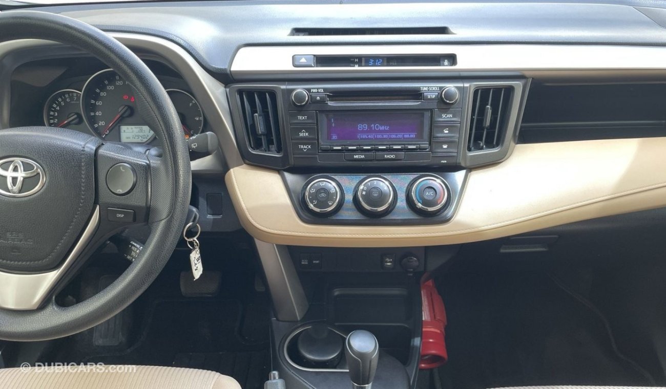 Toyota RAV4 2.5L | GCC | EXCELLENT CONDITION | FREE 2 YEAR WARRANTY | FREE REGISTRATION | 1 YEAR COMPREHENSIVE I