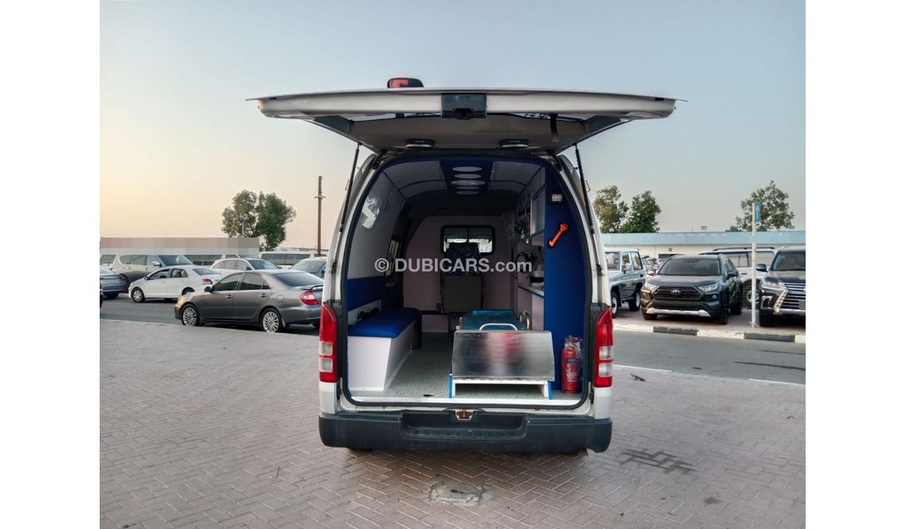 Toyota Hiace TOYOTA HIACE VAN (AMBULANCE) RIGHT HAND DRIVE(PM01433)