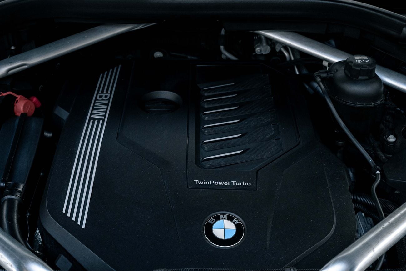بي أم دبليو X7 X7 xDrive40i M-sport | 3,721 P.M | 0% Downpayment | Perfect Condition!
