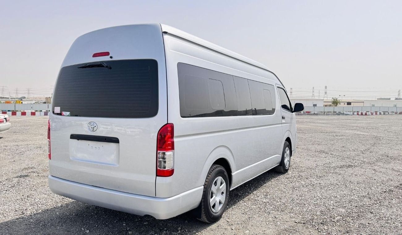 Toyota Hiace GOOD CONDITION | RHD | 2018 | 3.0L DIESEL ENGINE | 12 SEATERS | AUTOMATIC TRANSMISSION | DIGITAL REA
