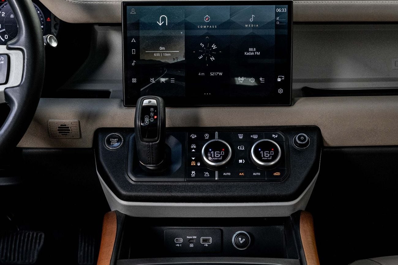 لاند روفر Defender 130 Landrover Defender P400 130 | 4,309 P.M | 0% Downpayment | Agency Warranty!