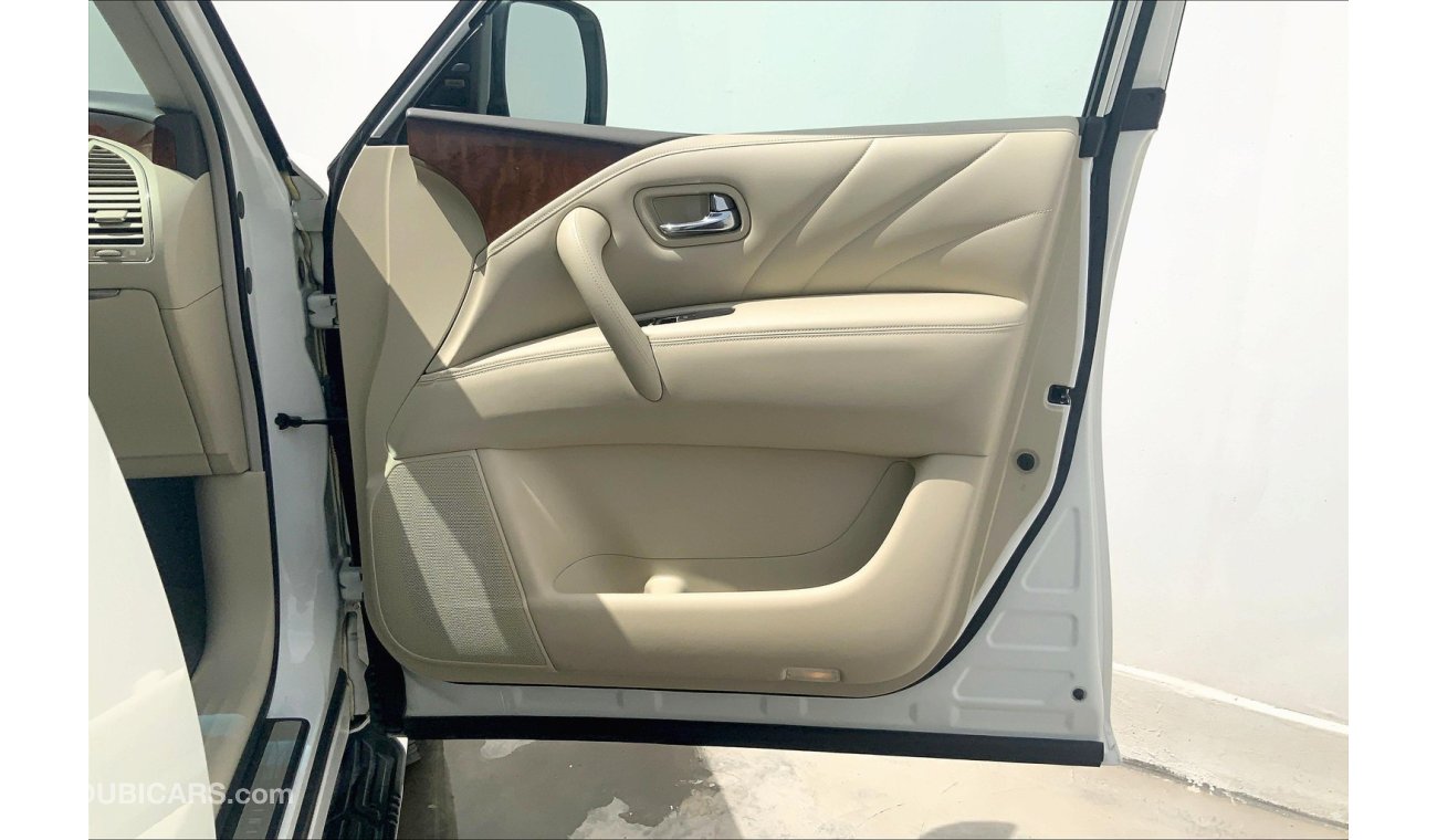 Infiniti QX80 Luxury (8 seater)