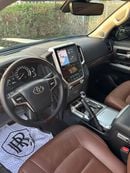 تويوتا لاند كروزر VXR GRAND TOURING V8 5.7L / GCC / VERY GOOD CONDITION / NO ACCIDENT