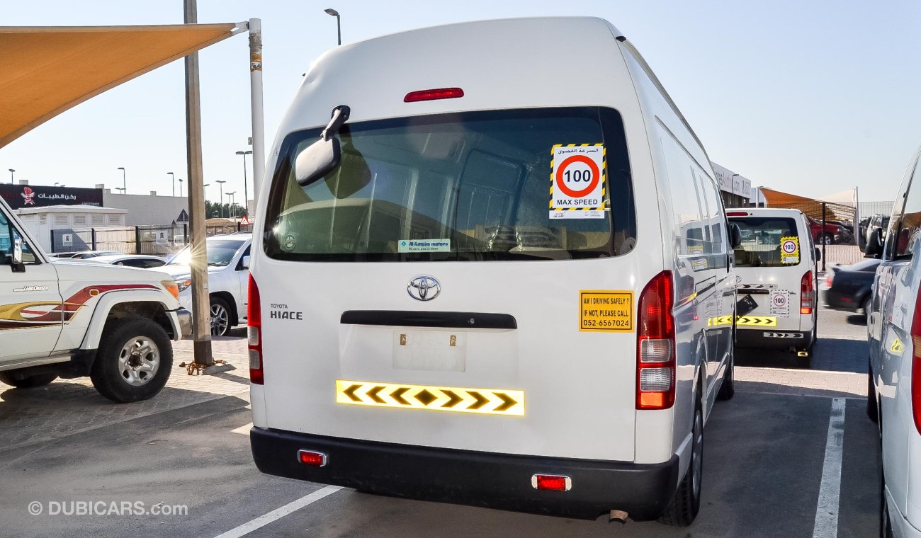 Toyota Hiace Delivery Van in Excellent condition