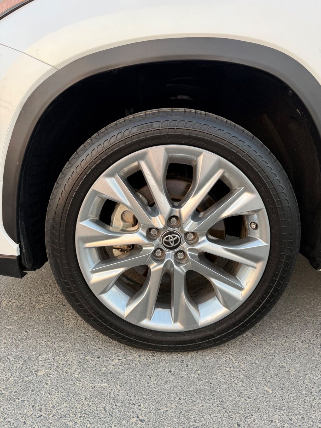 Toyota Highlander 2.5L Hybrid VXR (AWD) 2023 LIMITED HYBRID HEV 2.5 (AWD) LIMITED EDITION USA SPEC