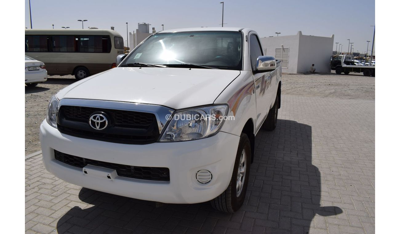 Toyota Hilux Toyota Hilux 2.7 ltr S/C pick up 4x4, Model:2009. Excellent condition