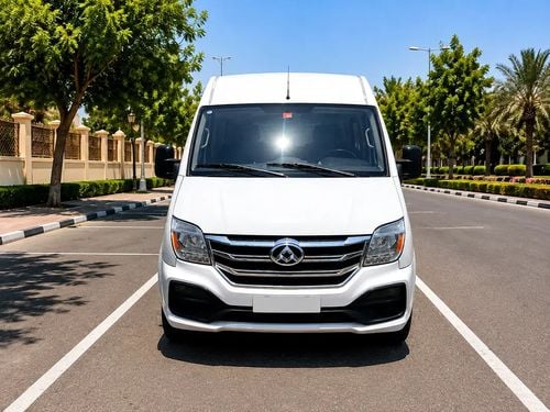 Maxus V80 Standard GCC Specs 15seats 2wd diesel