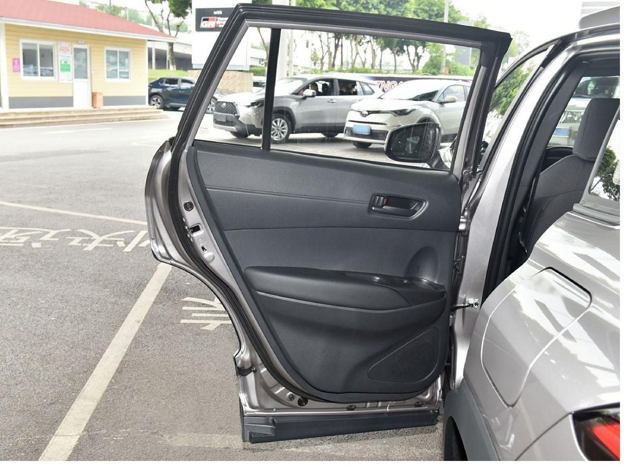 Toyota Corolla Cross XLE HEV 2.0L HYBRID ELITE 2025