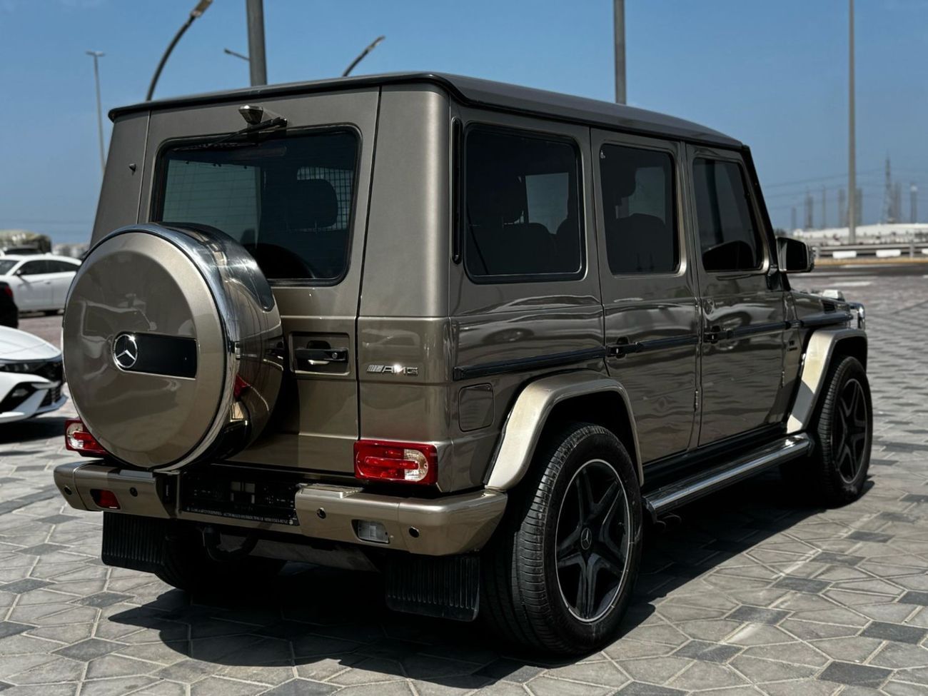 مرسيدس بنز G 63 AMG Std 5.5L