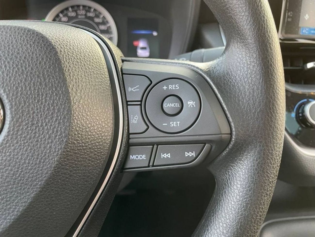 Toyota Corolla Toyota corolla 1.5L full option , sunroof , push start , back camera , sport mode