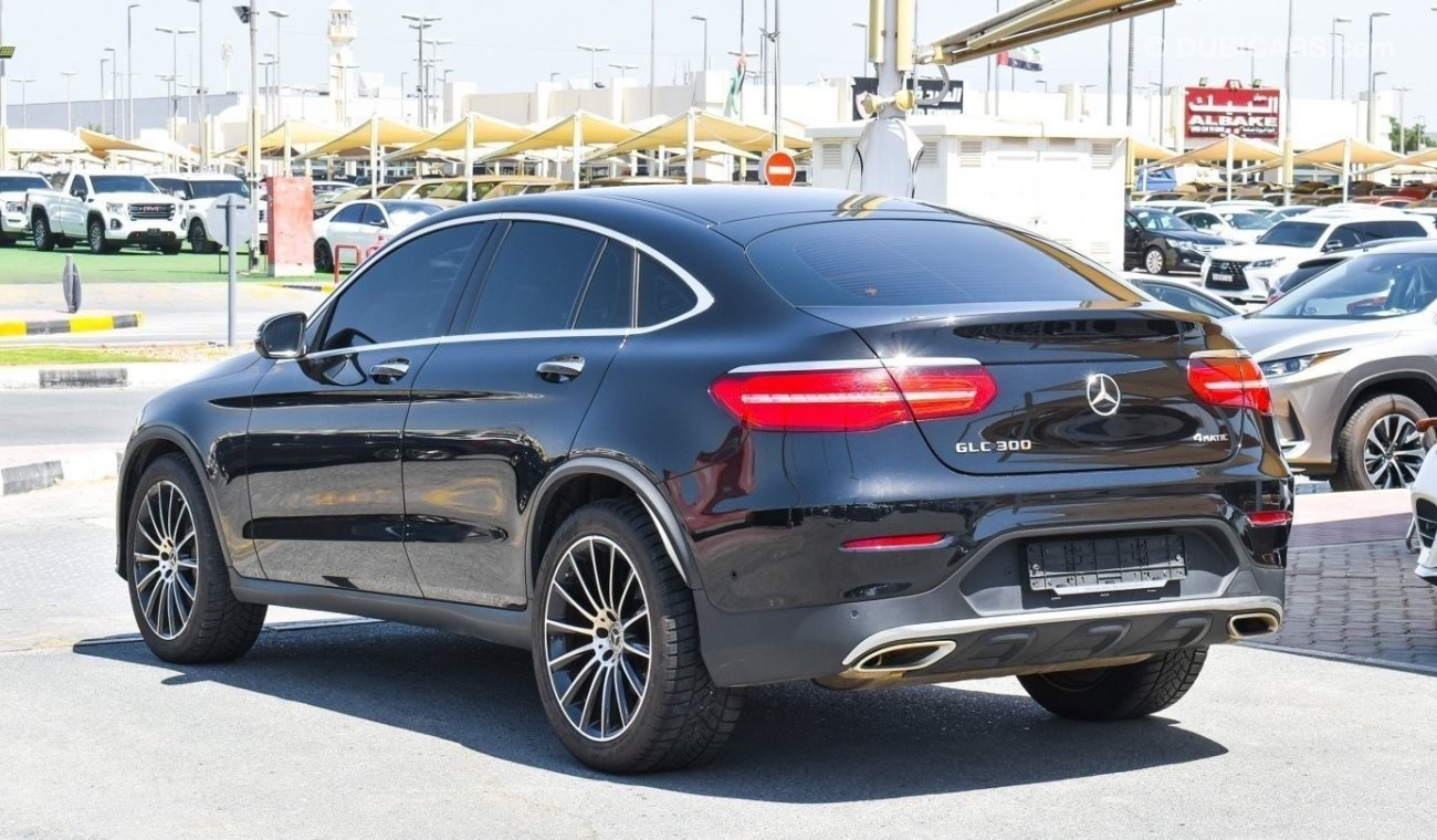 مرسيدس بنز GLC 300 كوبيه 4Matic  Clean title Korean specs