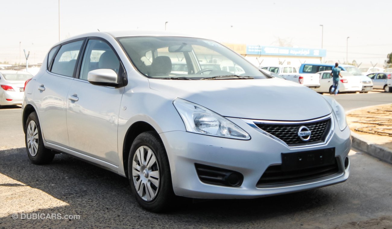 Nissan Tiida