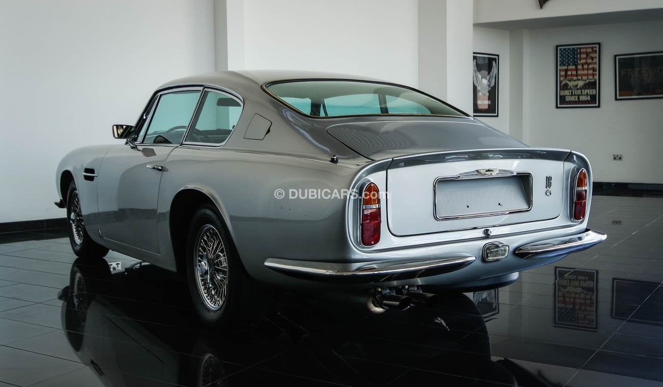 Aston Martin DB6