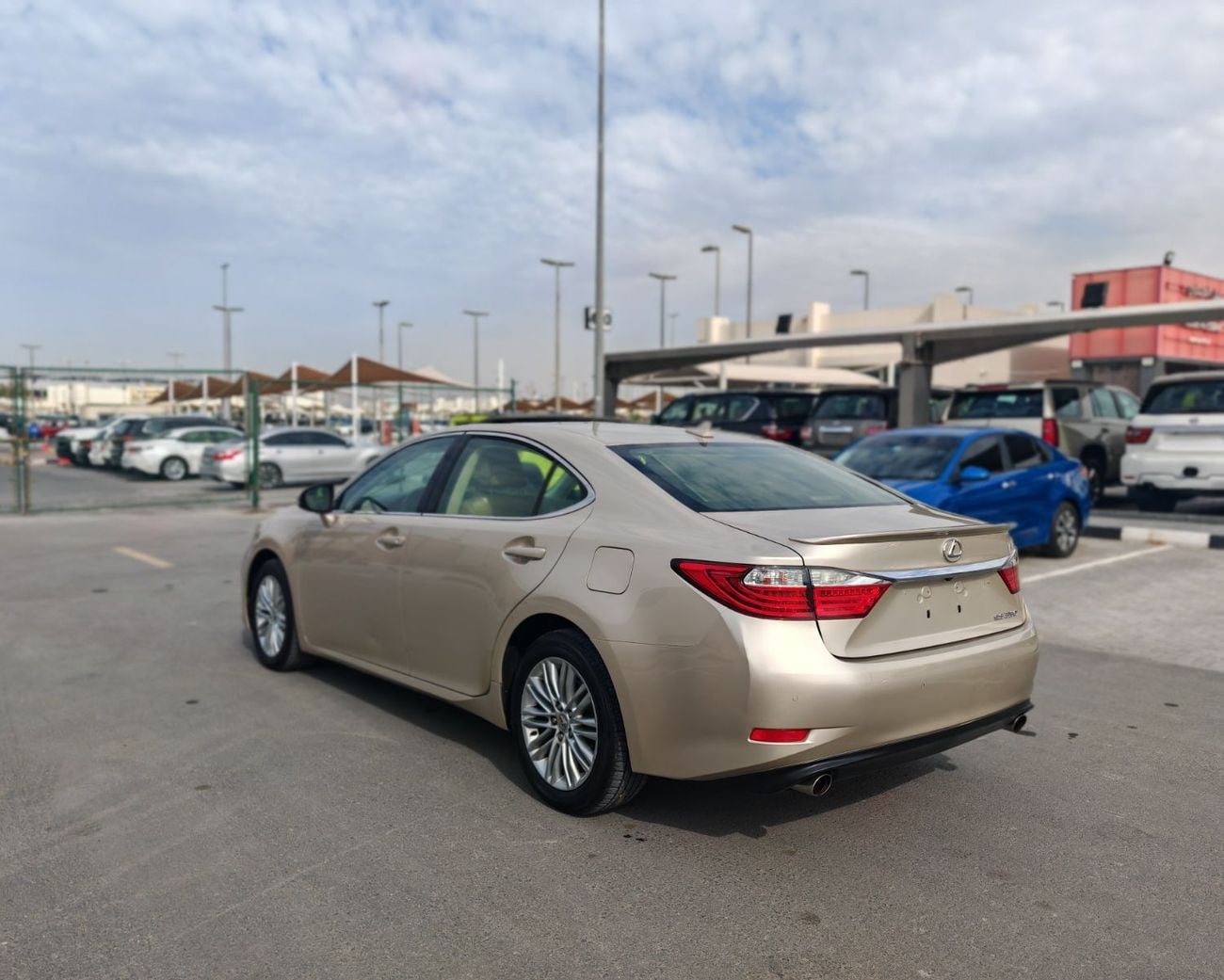 لكزس ES 350 PLATINUM