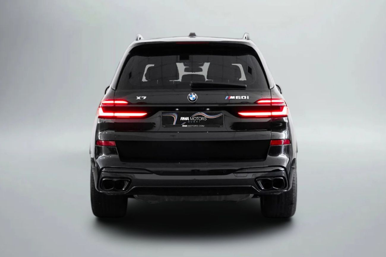 BMW X7 xDriveM60i (6 Seats)