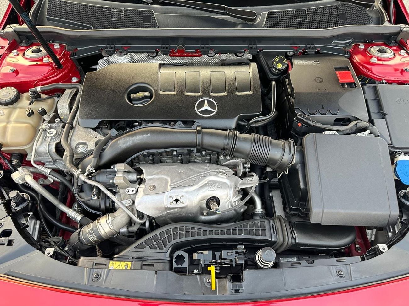 مرسيدس بنز CLA 250 PREMIUM