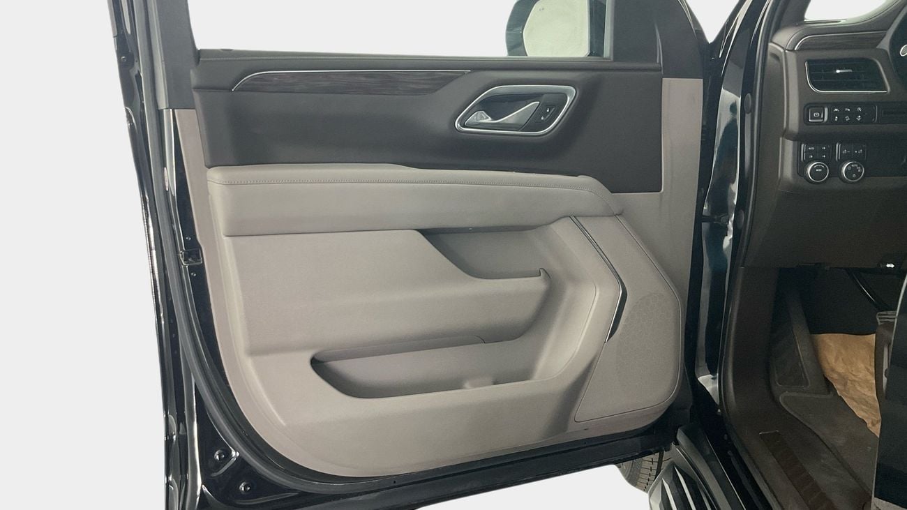 Chevrolet Tahoe LS 5.3L 4WD (8 Seater) LS | Guaranteed Warranty | 0 Down Payment