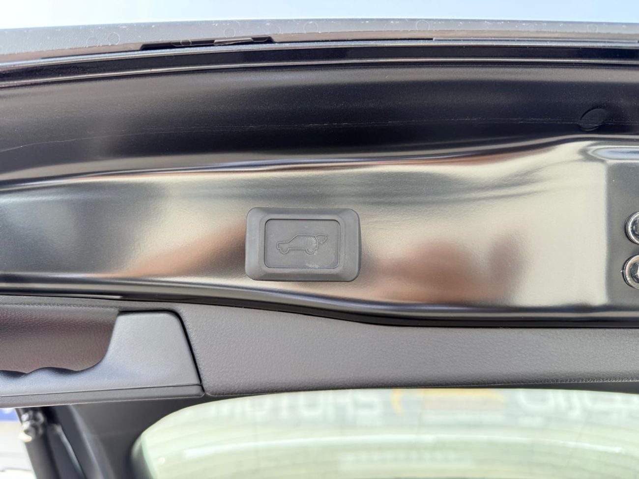 Toyota RAV4 Toyota RAV4 XLE 2.5L 2025 Black (Export Only)