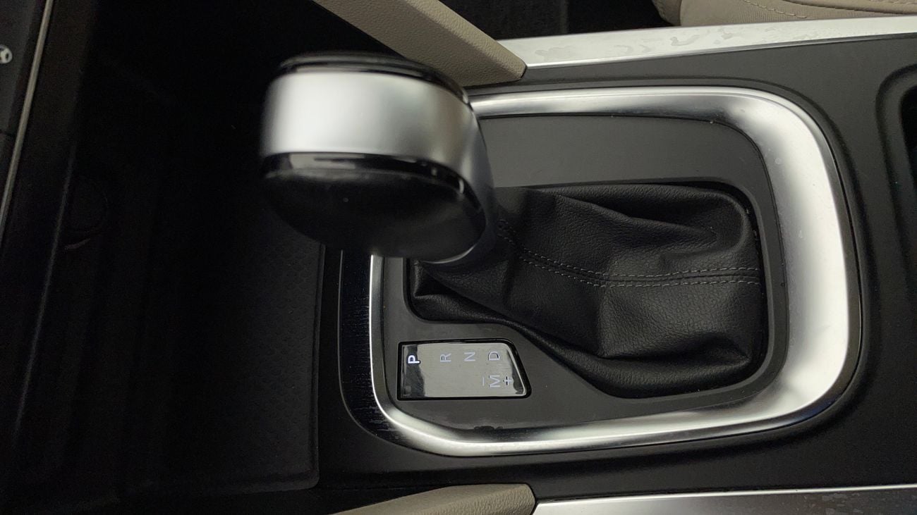 Renault Megane LE 1.6 | Zero Down Payment | Home Test Drive