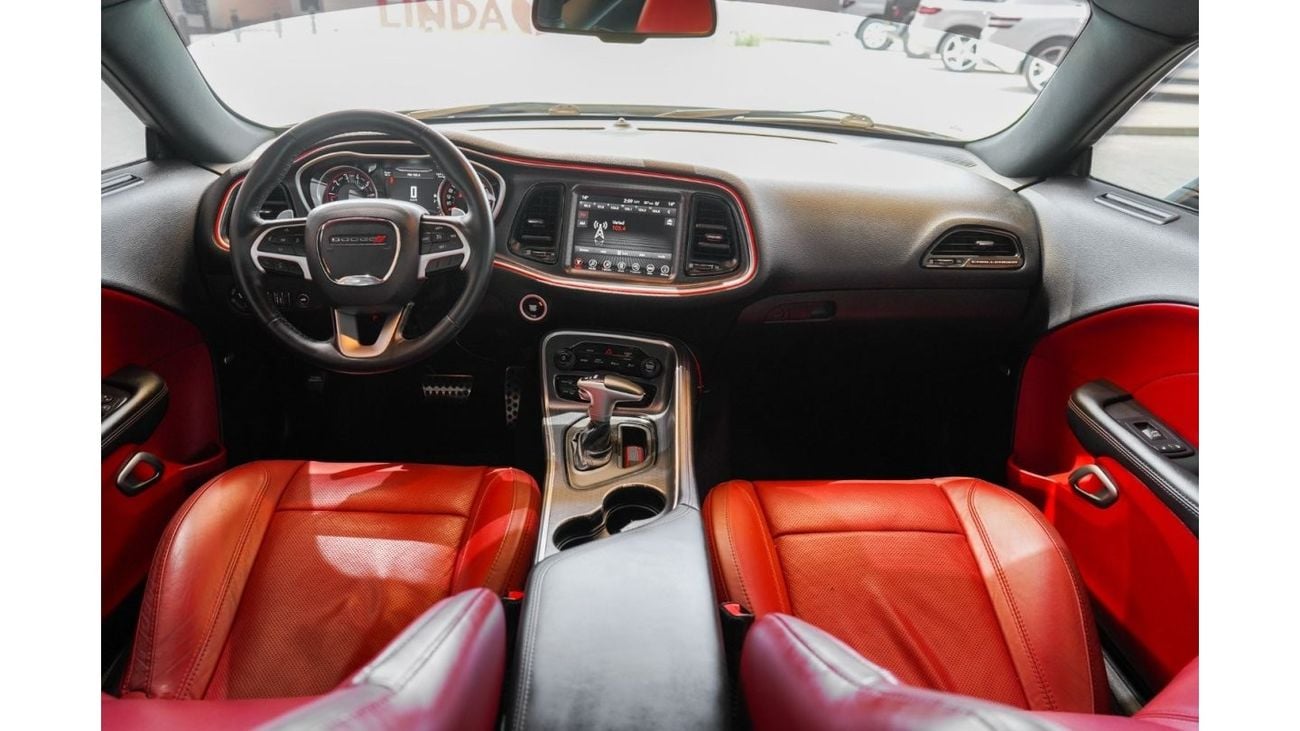 Dodge Challenger SXT