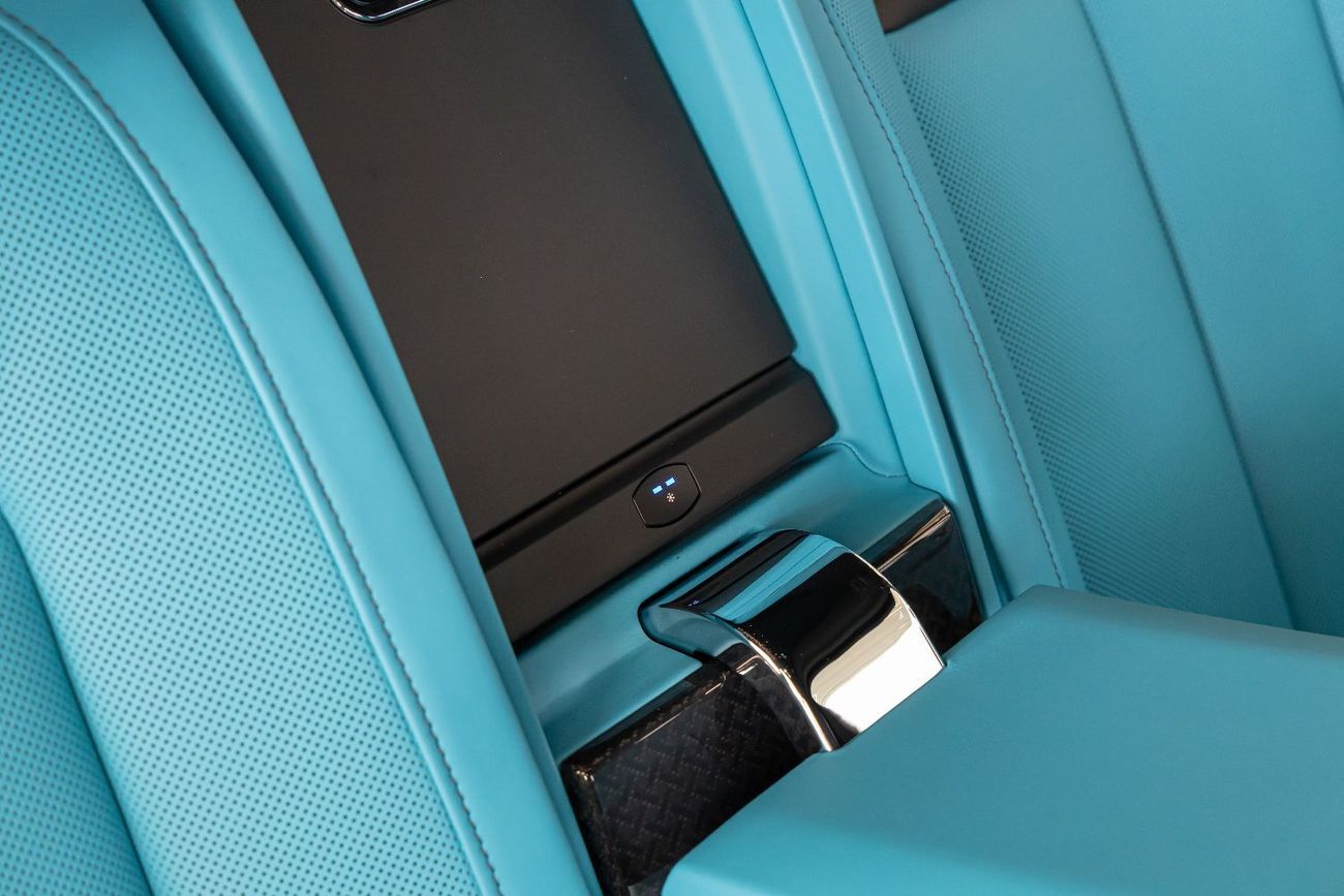 Rolls-Royce Cullinan Rolls Royce Cullinan Black Badge | 2025