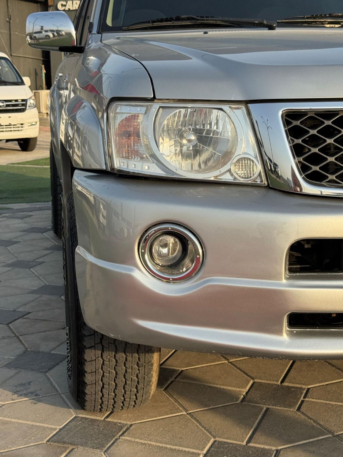 Nissan Patrol HT SAFARI