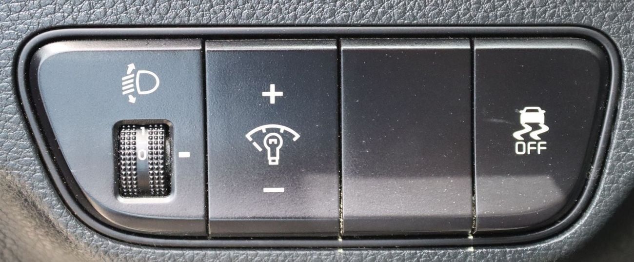 كيا سيلتوس سياره كيا سيلتوس خليجيه  2023بدون حوادث وبحاله ممتازه بمحرك 1600 وممشى 70000كيلو متر  وبسعر 55000