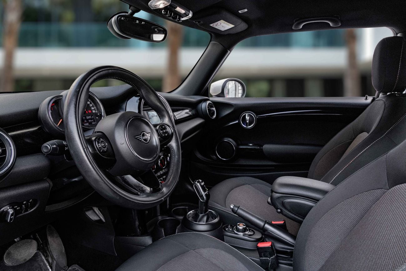 ميني كوبر Cooper | 1,175 P.M | 0% Downpayment | Under Warranty!