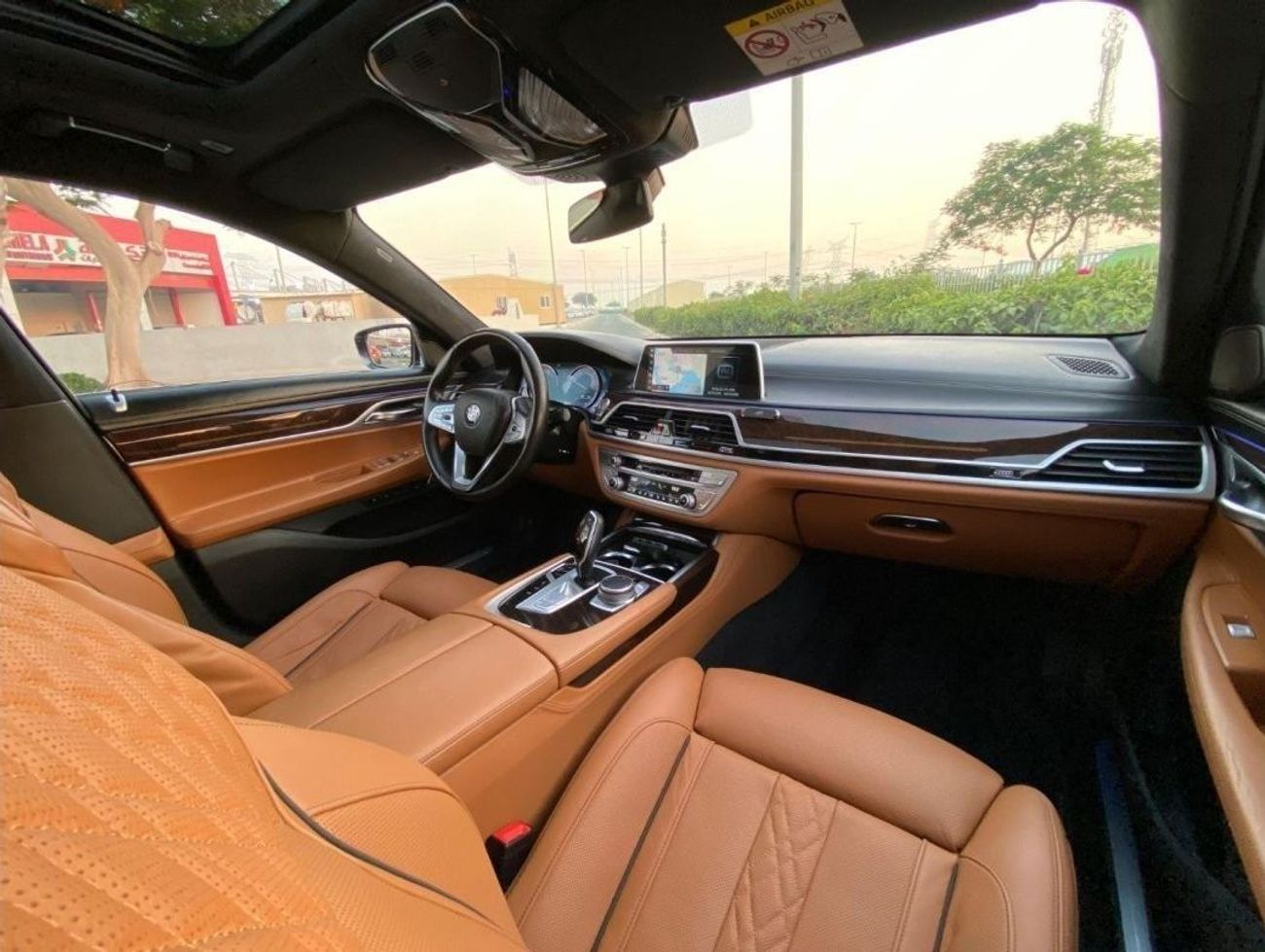 BMW 740Li Exlusive Luxury FULL OPTION - GCC SPECS
