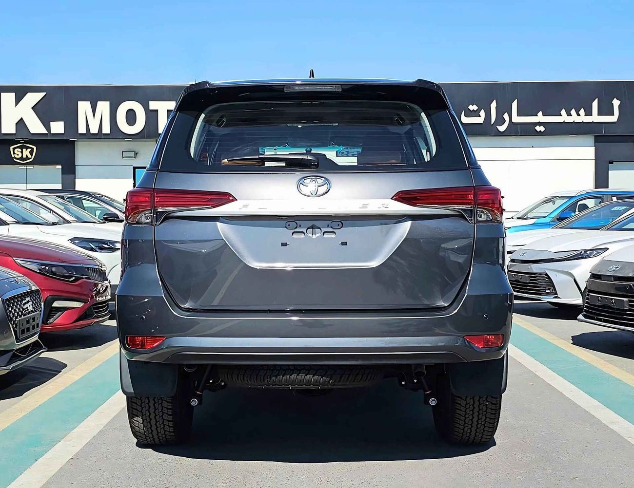 Toyota Fortuner BASIC / 2.7L PETROL / ALLOY WHEELS / MANUAL A/C / 4WD (CODE# BASIC)