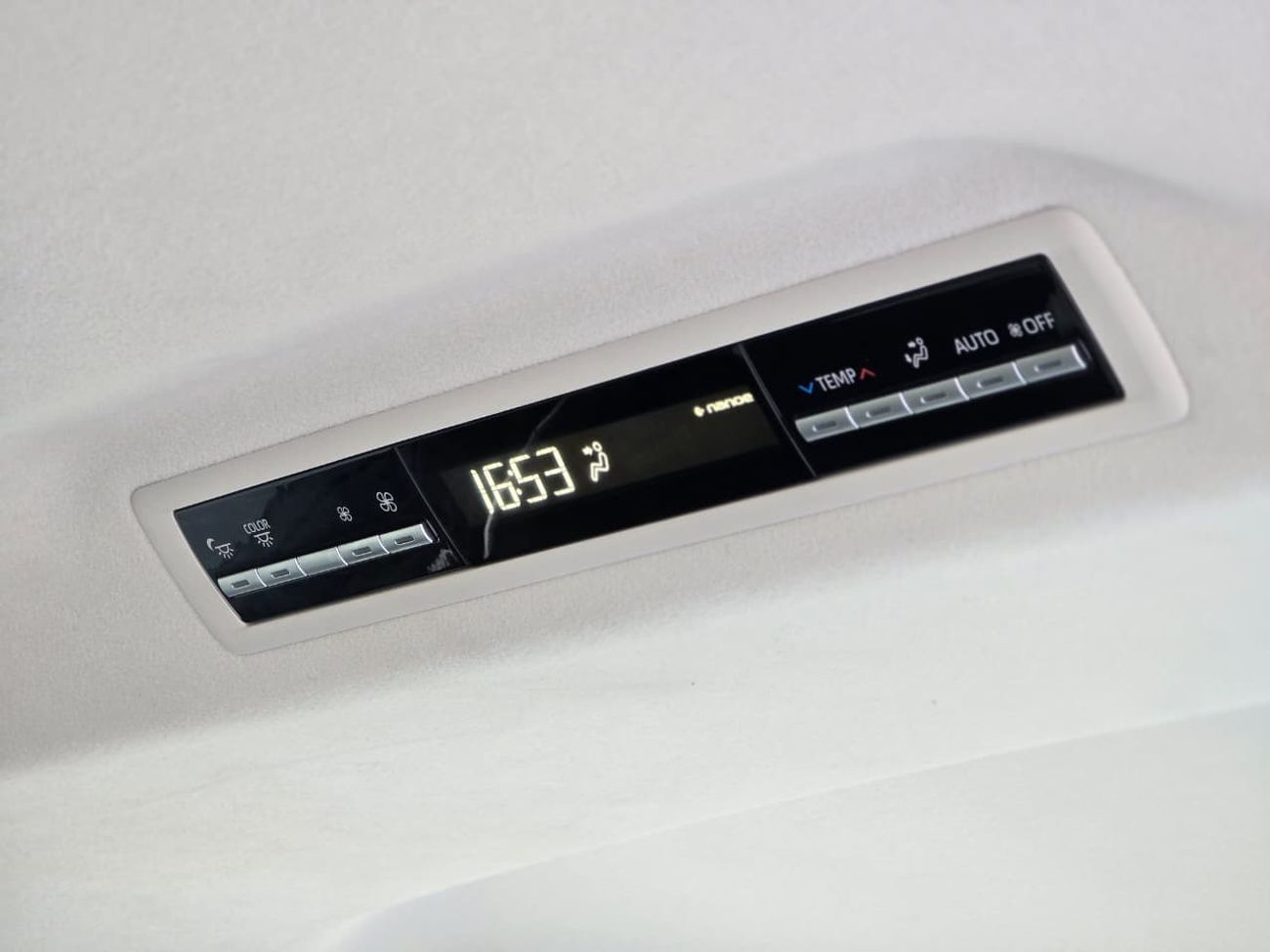 تويوتا جرافينا 3.5L Premium