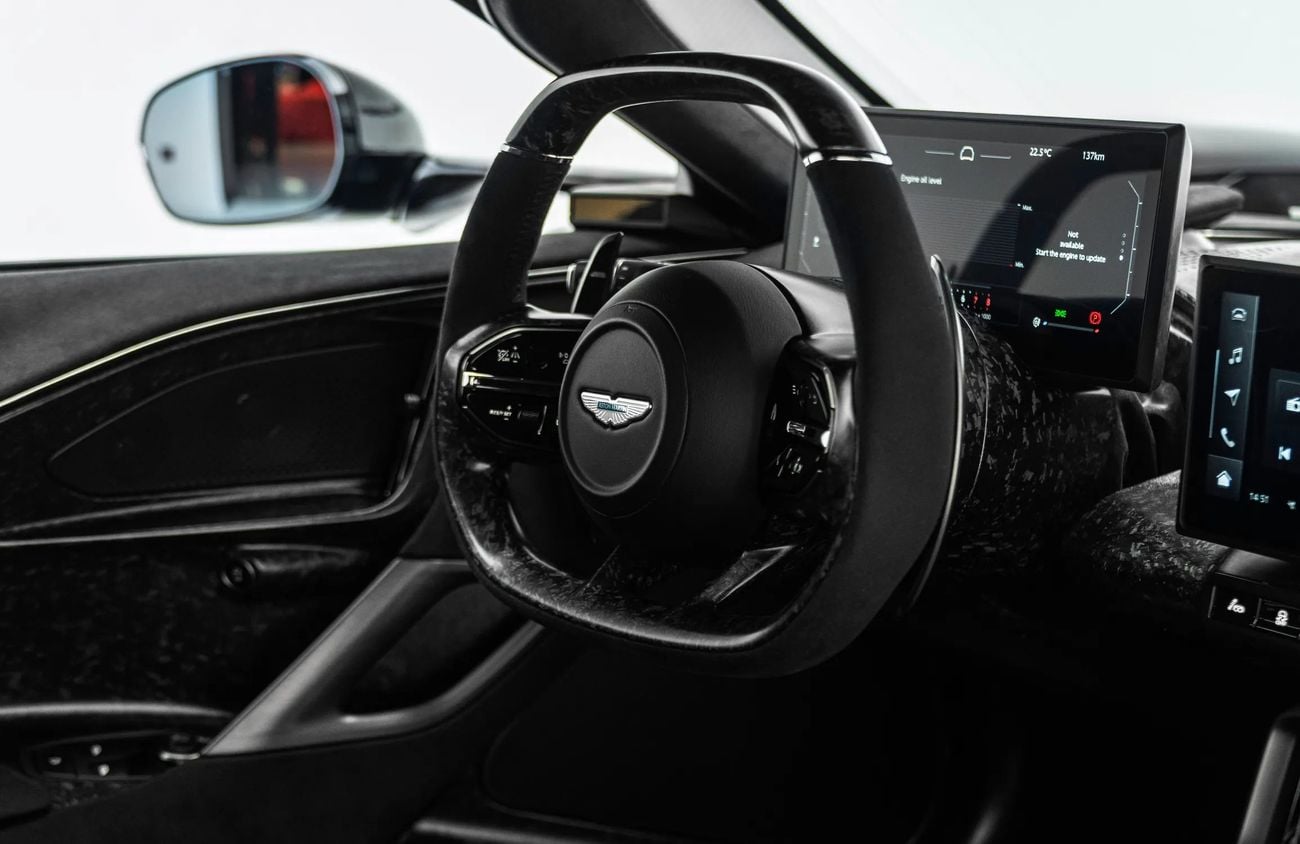 Aston Martin Valhalla 4.0L V8 Twin-Turbo Engine + eMotors