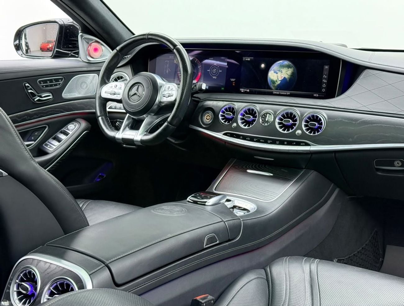 Mercedes Benz S63 AMG STANDARD