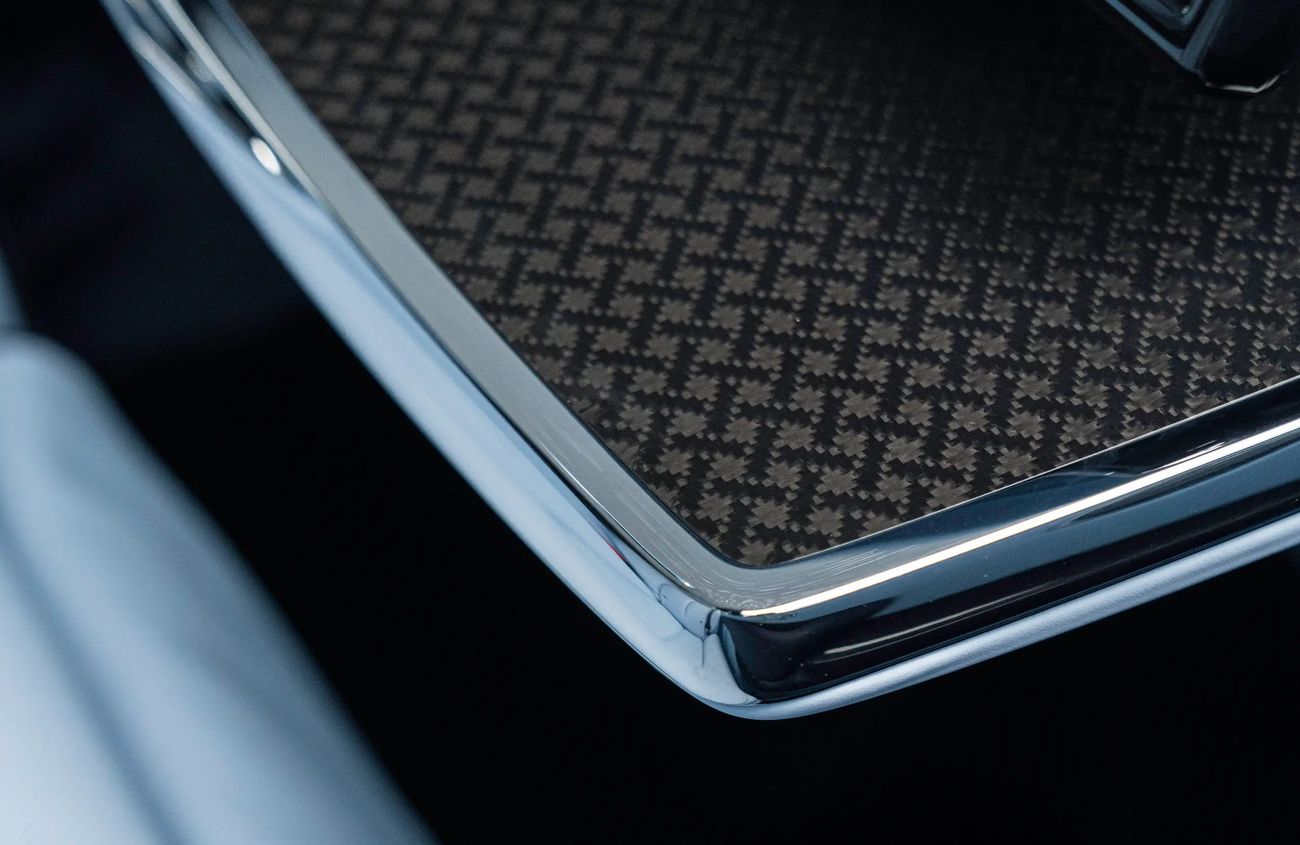 Rolls-Royce Cullinan 6.75L V-12 Twin-Turbocharged Engine