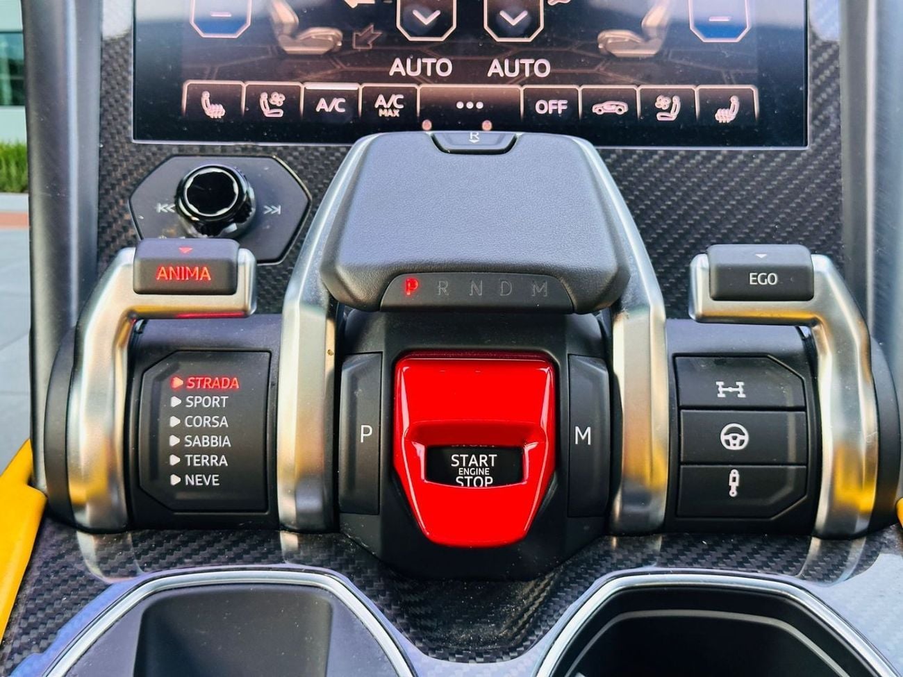 لامبورغيني اوروس AED 12,800 P.M. | 0% DP | LAMBORGHINI URUS | UNDER WARRANTY TILL FEB 2027 | GCC