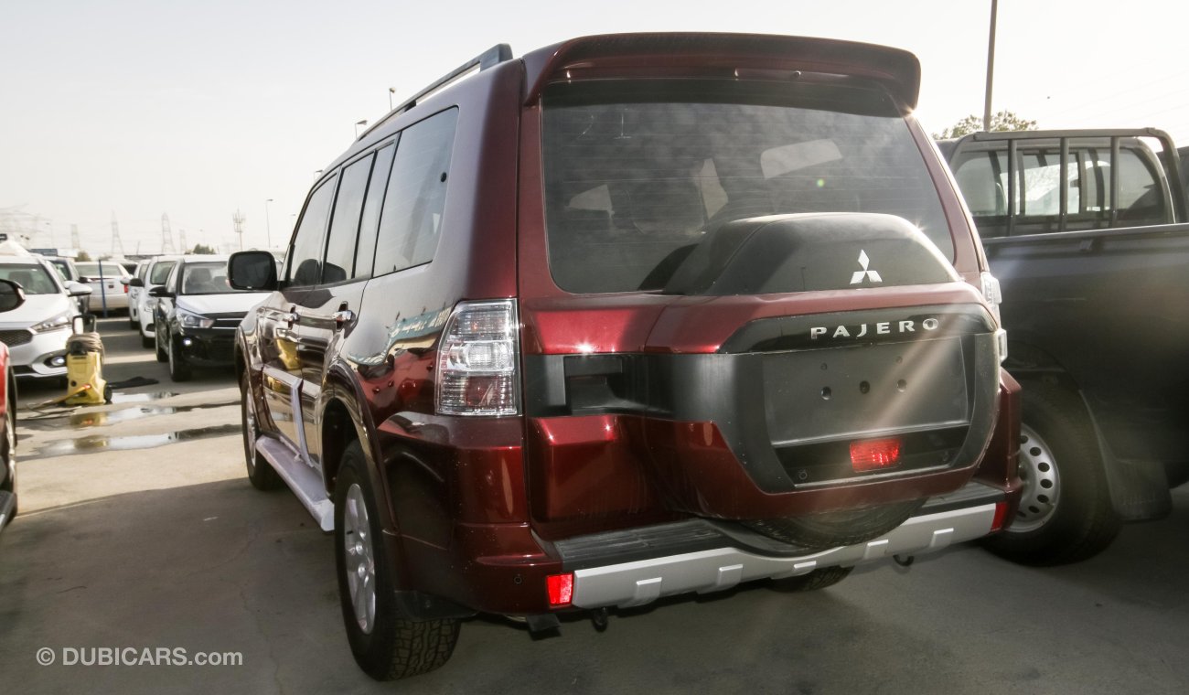 Mitsubishi Pajero GLS V6