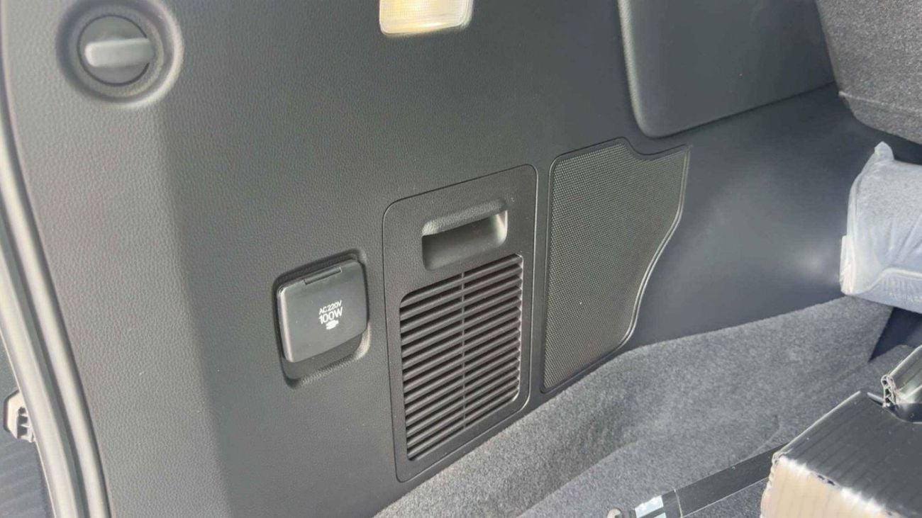 لكزس LX 600 لكزس LX600 VIP - موديل 2026، لون أسود/برتقالي