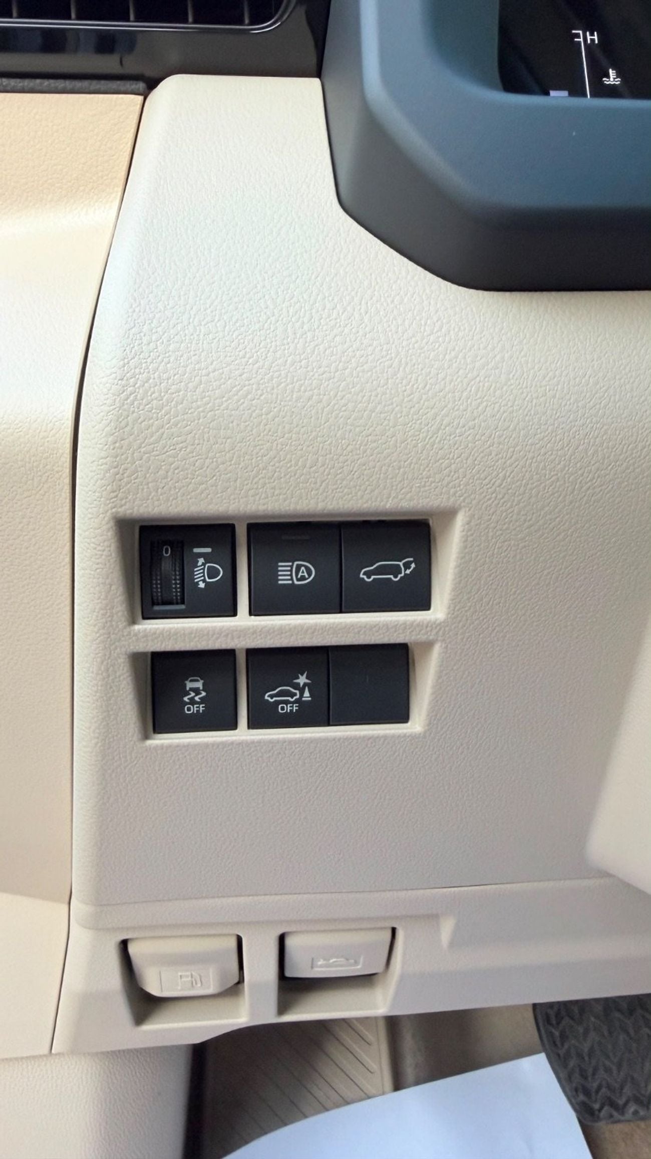 Toyota Land Cruiser GXR