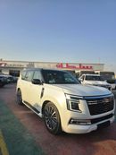 نيسان باترول LE PLATINUM CITY نيسان باترول بلاتينيوم LE 3.5 أسود اللون مع مقصورة داخلية حمراء، موديل 2026