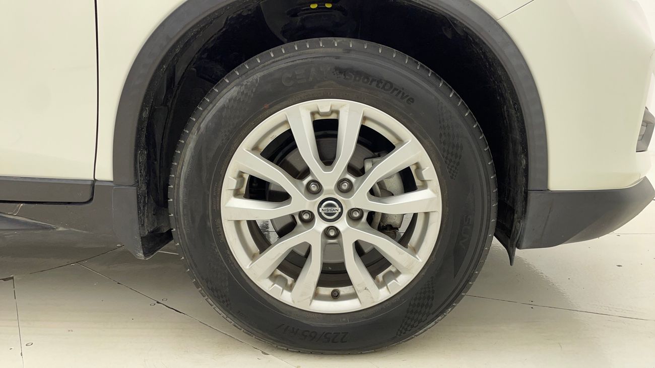 نيسان إكس تريل S 2.5 | بدون دفعة مقدمة | اختبار القيادة في المنزل