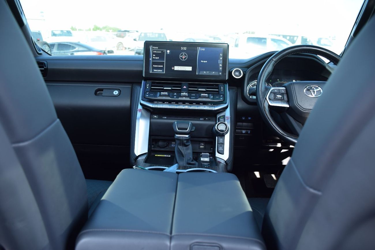 Toyota Land Cruiser VX 3.3L