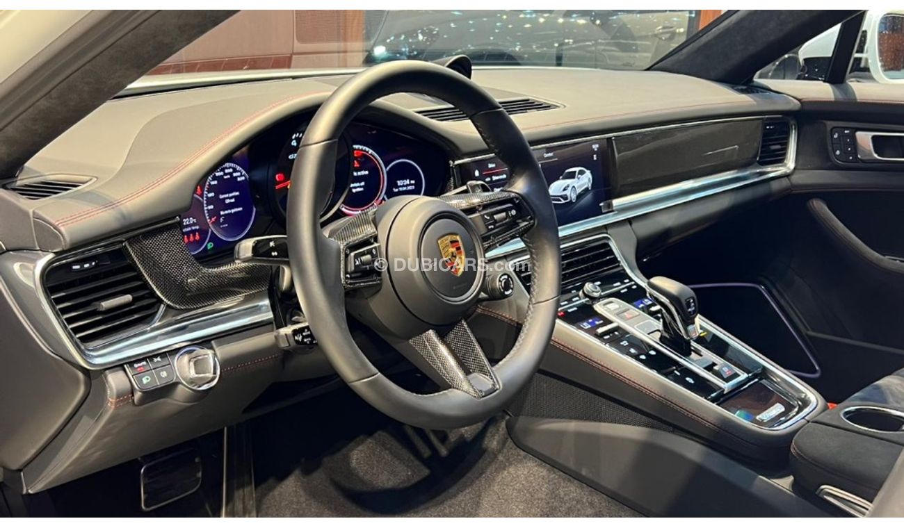 Used Porsche Panamera GTS 2022 for sale in Dubai 619197