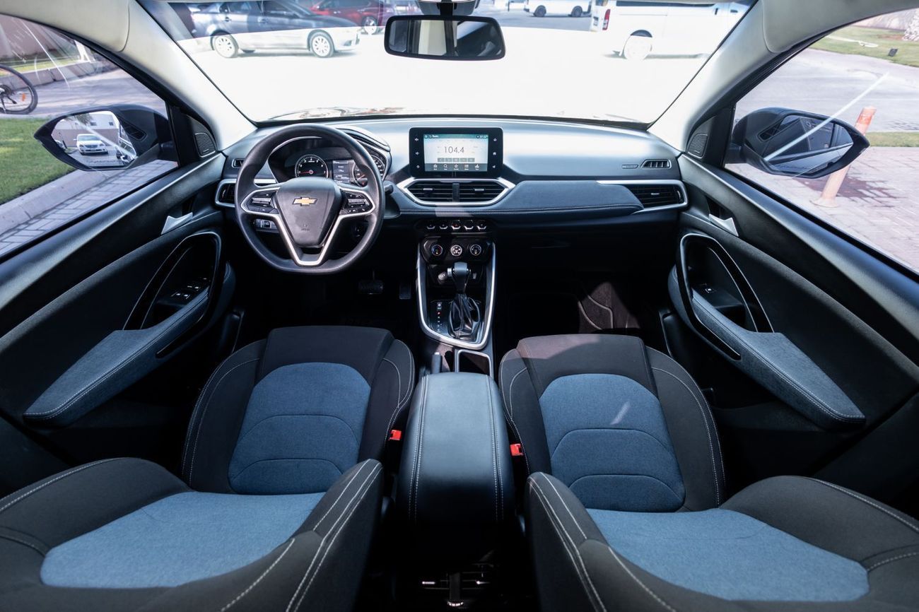 Chevrolet Captiva LS 1.5L (150 HP) (7 Seater)