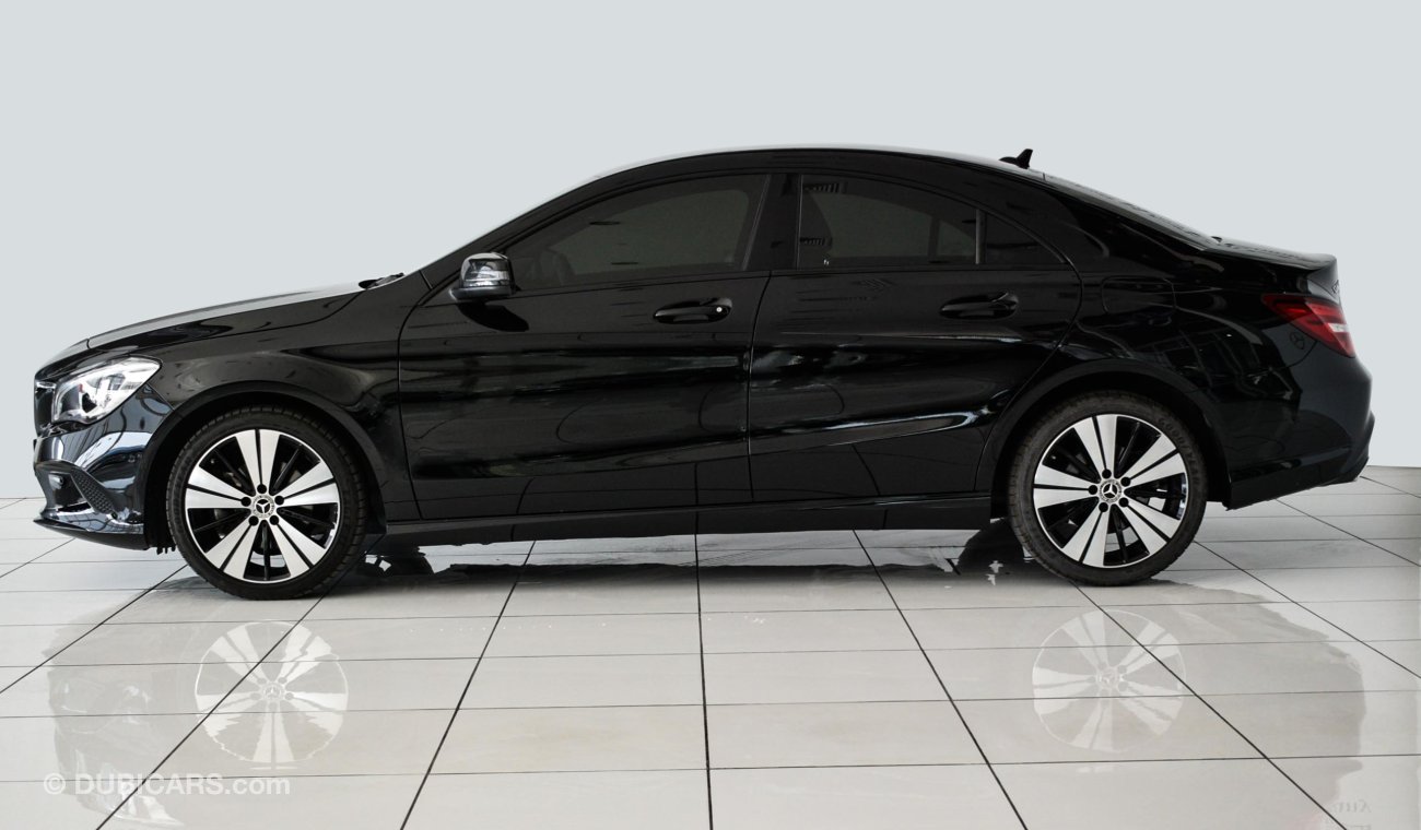 مرسيدس بنز CLA 200 Urban Edition