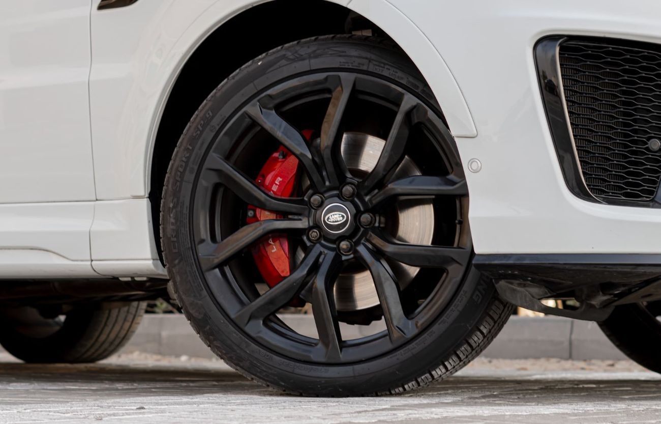 Land Rover Range Rover Sport SVR 5.0L (575 HP) 4WD