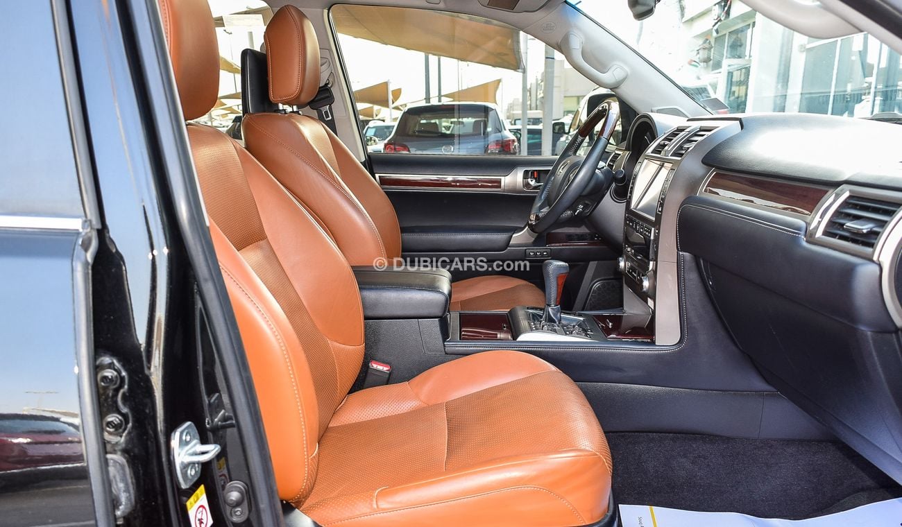 Lexus GX460 Platinum 2014 GCC - Low kms - Full Service History