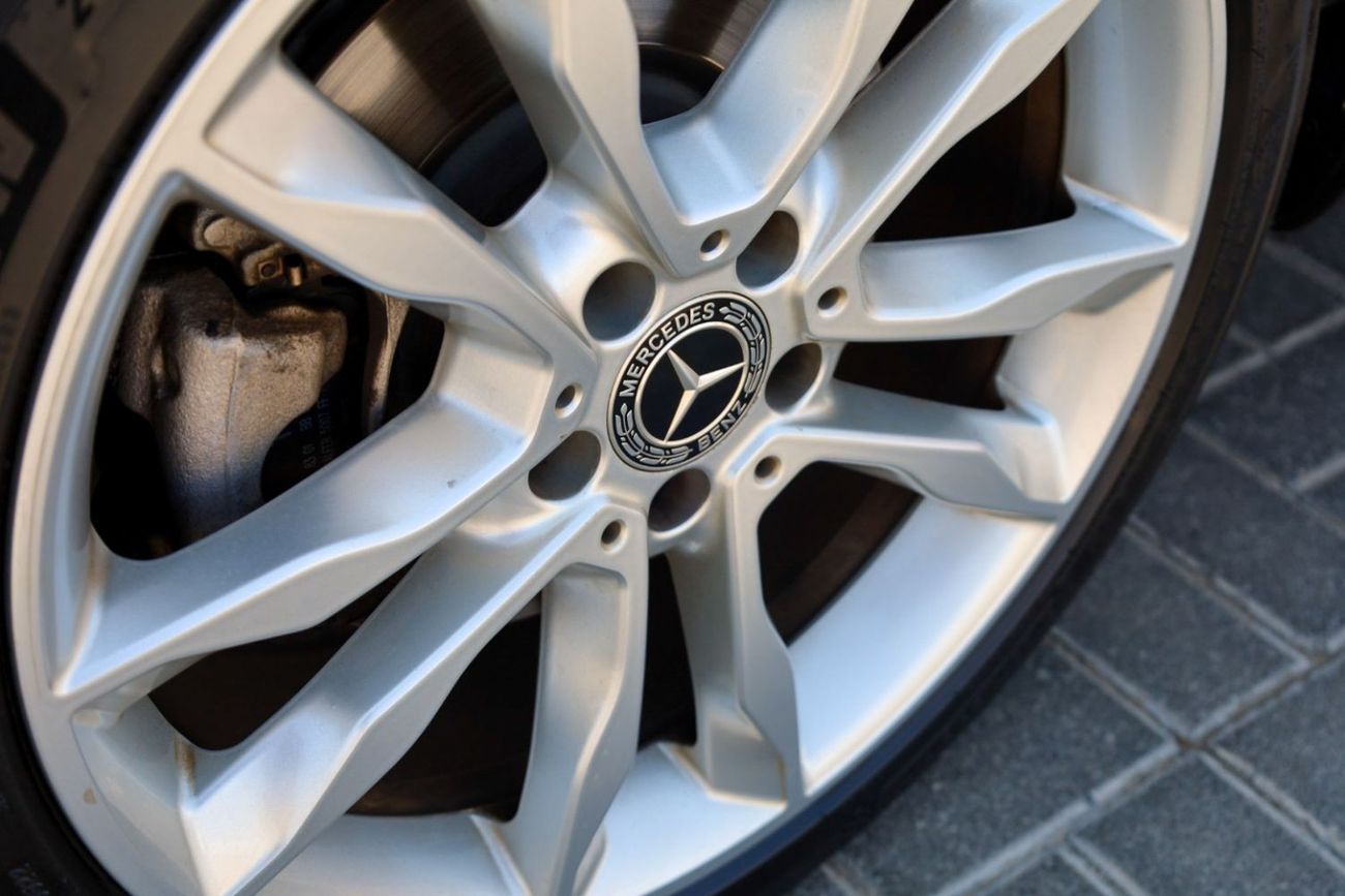 مرسيدس بنز GLA 220 Std