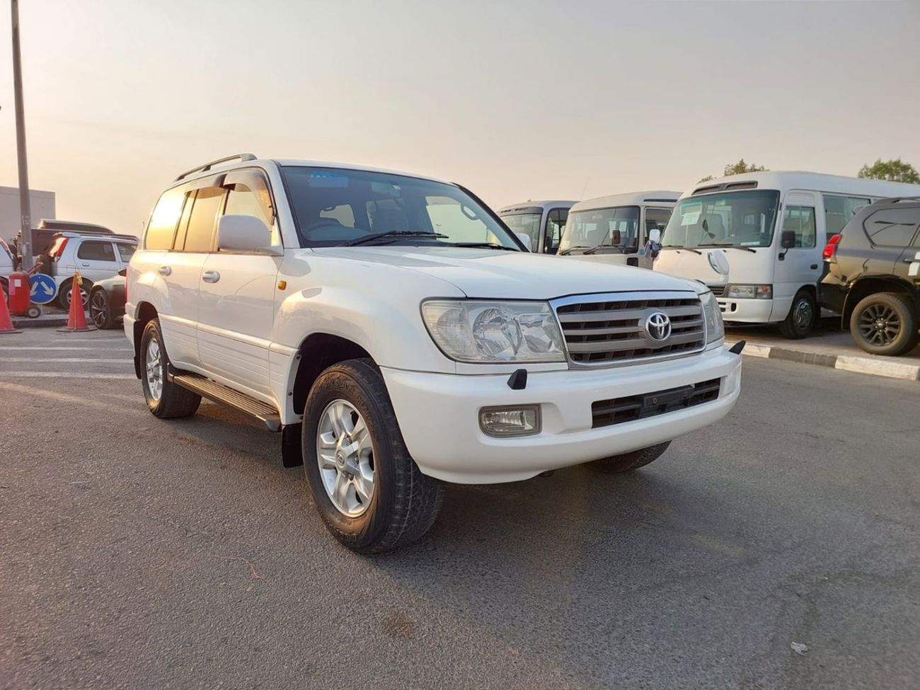 Toyota Land Cruiser TOYOTA LAND CRUISER SUV RHD 2006 MODEL 4.7 L PETROL AUTOMATIC(PM58053)