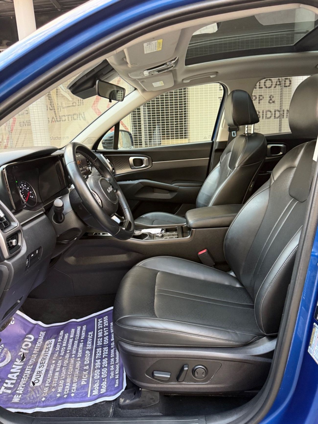 كيا سورينتو 2.5L LX (RWD)